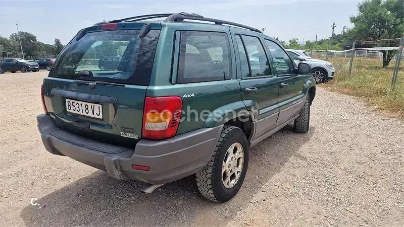 Usado Jeep Grand Cherokee Laredo 140 CV (102 kW) 1999 Verde SUV