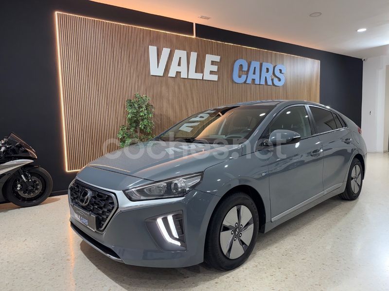Gris / plata Usado 2021 Hyundai Ioniq Style Berlina | 14.000 € (Buen precio) - Imagen 1/3