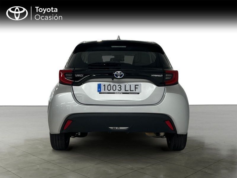 Usado Toyota Yaris Active 116 CV (85 kW) 2020 Plata