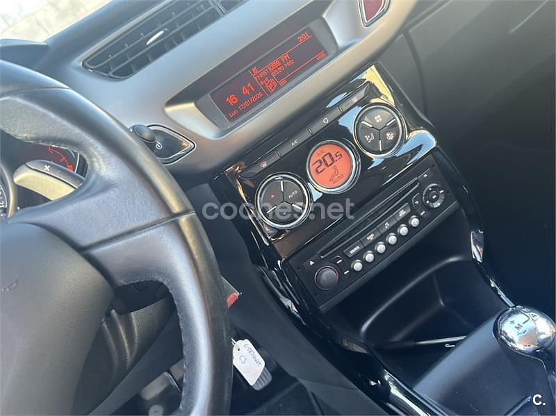 Usado Citroën C3 82 CV (60 kW) 2014 Blanco Berlina