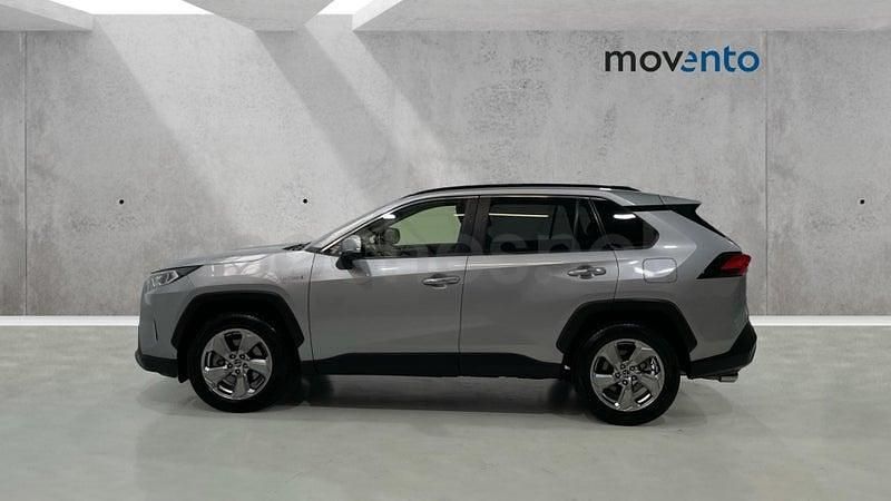Usado Toyota RAV4 Hybrid Luxury 218 CV (160 kW) 2019 Gris / plata SUV