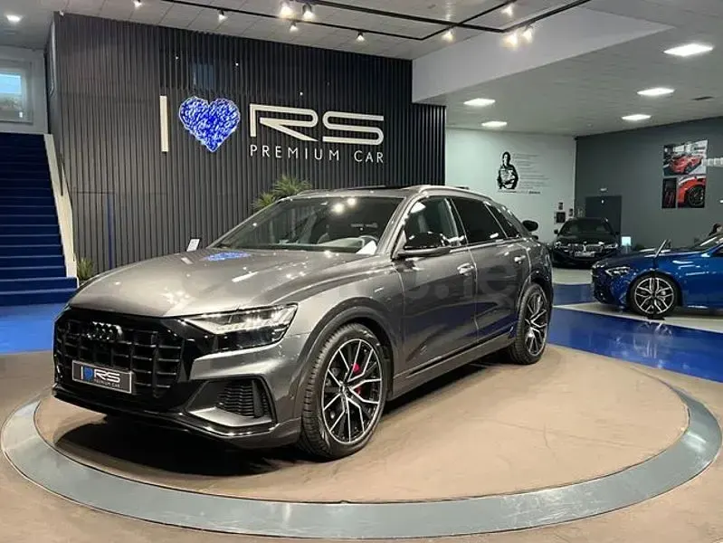 Usado Audi SQ8 Sport 435 CV (319 kW) 2020 Gris / plata SUV