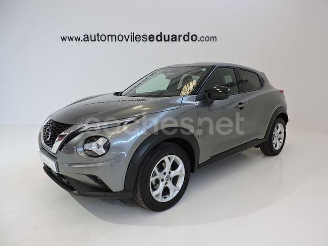 Usado Nissan Juke N-Connecta 114 CV (83 kW) 2021 Gris / plata SUV