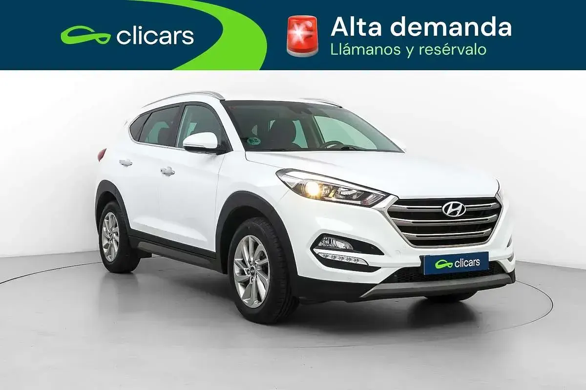 Usado Hyundai Tucson Style 140 CV (102 kW) 2017 Blanco SUV