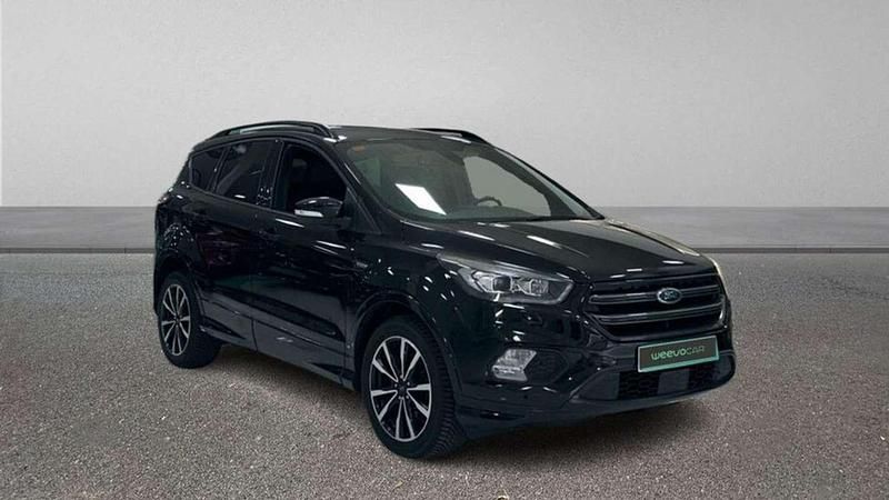 Usado Ford Kuga ST-Line 150 CV (110 kW) 2018 Negro SUV