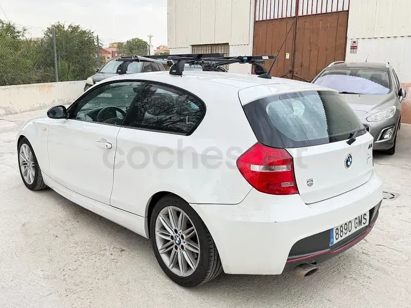 Usado BMW 118 143 CV (105 kW) 2009 Blanco Utilitario