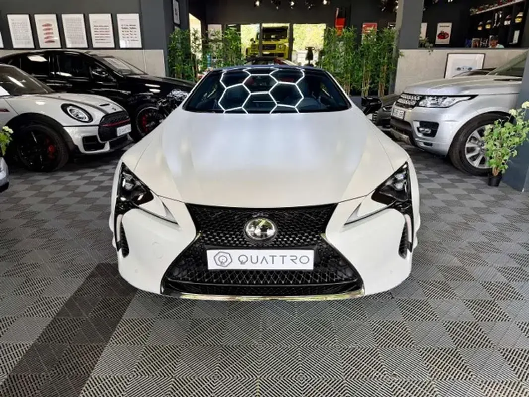 Usado Lexus LC 500 477 CV (350 kW) 2024 Blanco Descapotable