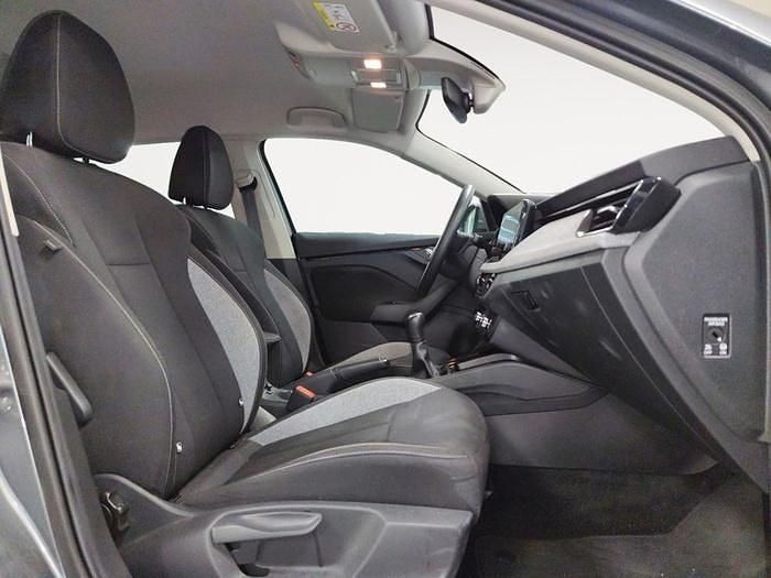 Usado Skoda Kamiq Selection 115 CV (84 kW) 2024 Gris SUV