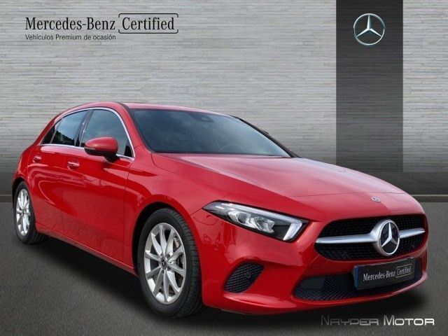 Usado Mercedes A180 Progressive 116 CV (85 kW) 2018 Rojo júpiter