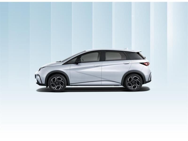 Nuevo BYD Dolphin Comfort 150 kW (204 CV) 2025 Skiing white Utilitario