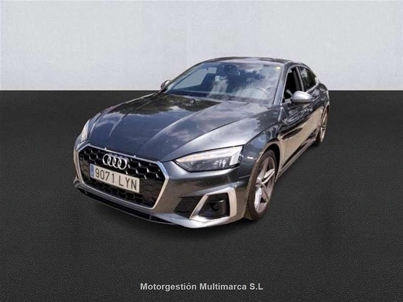 Gris Usado 2022 Audi A5 Sportback S-Line Coupe | 32.100 € (Caro) - Imagen 1/4