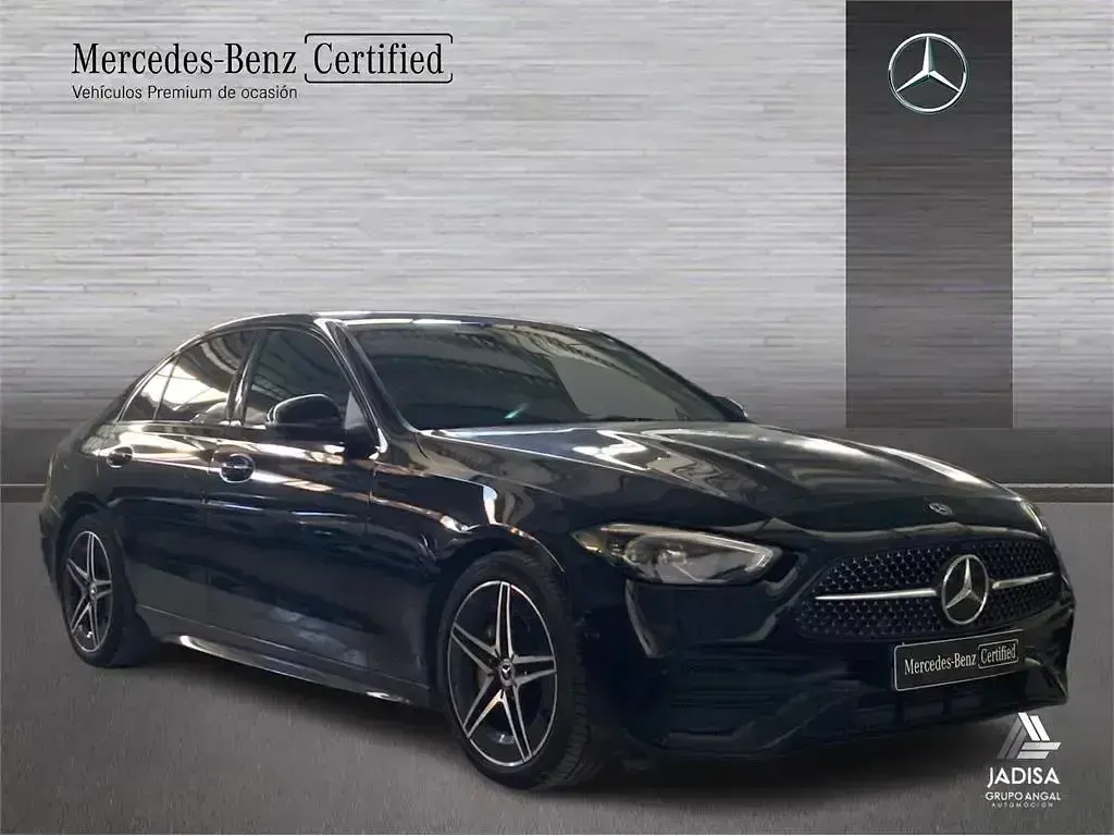 Usado Mercedes C200 AMG line 163 CV (119 kW) 2024 Negro Berlina