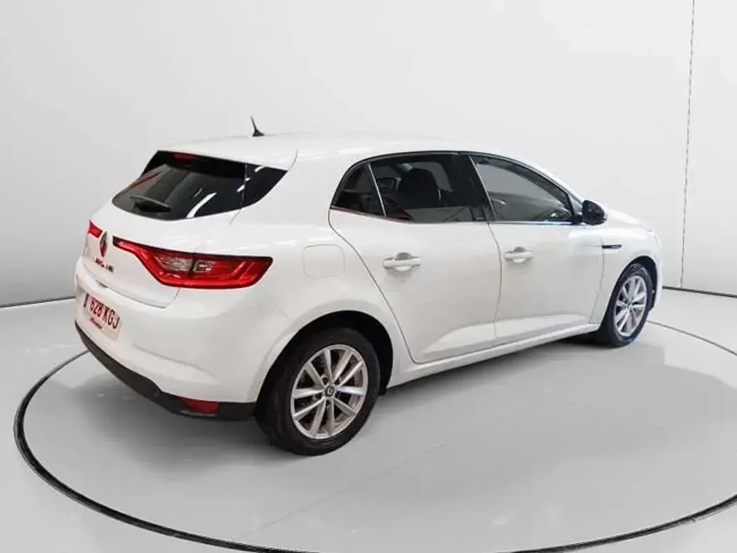 Usado Renault Mégane 132 CV (97 kW) 2017 Blanco Utilitario