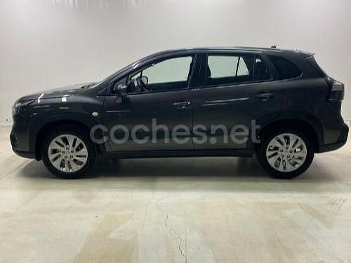 Nuevo Suzuki SX4 S-Cross 129 CV (94 kW) 2025 Gris / plata SUV