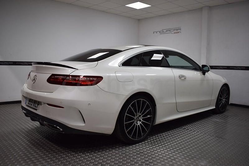Usado Mercedes E220 194 CV (142 kW) 2018 Blanco Coupe
