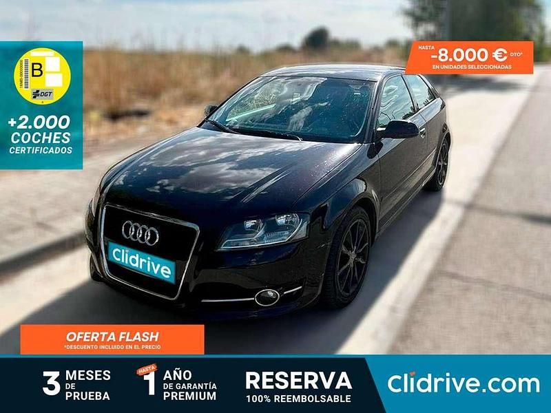 Negro Usado 2011 Audi A3 Attraction Utilitario | 8890 € (Precio justo) - Imagen 1/3