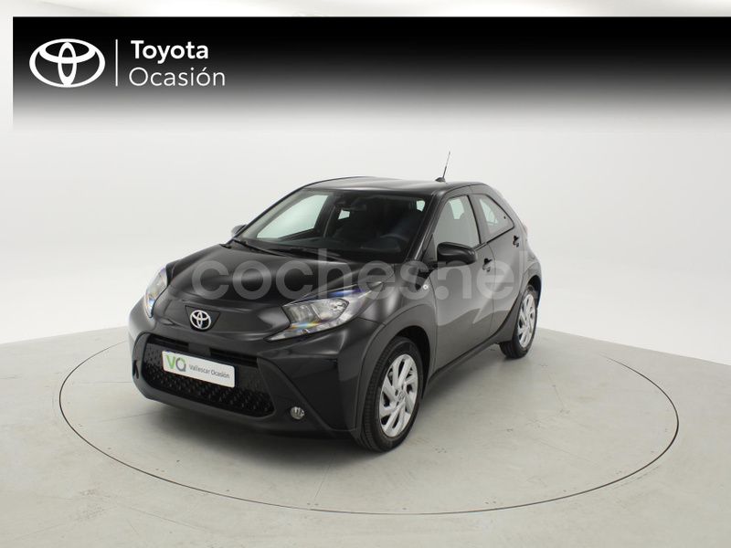 Negro Usado 2023 Toyota Aygo X-play Utilitario | 15.850 € (Precio justo) - Imagen 1/4