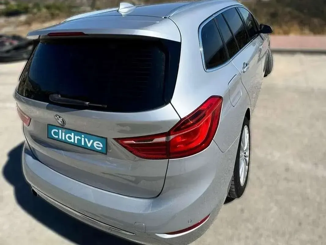 Usado BMW 218 150 HP (110 kW) 2016 Cinzento Monovolume