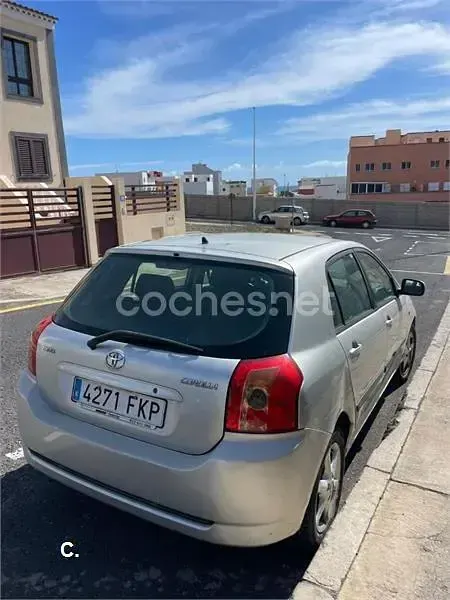 Usado Toyota Corolla Terra 97 CV (71 kW) 2006 Gris / plata Berlina