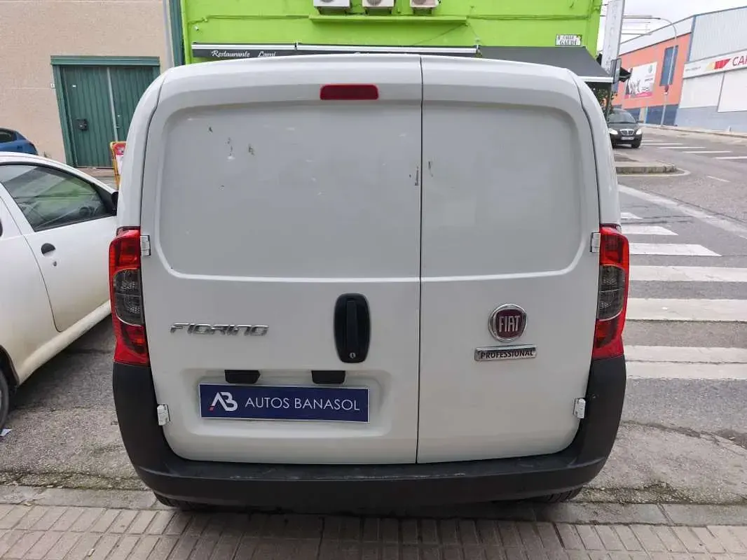 Usado Fiat Fiorino 95 CV (69 kW) 2022 Blanco Monovolumen