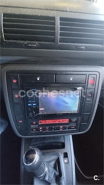Gris / plata Usado 2004 Seat Alhambra Sport Monovolumen | 3800 € (Precio justo) - Imagen 1/4