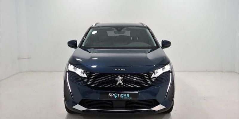 Usado Peugeot 3008 Allure 179 CV (131 kW) 2021 Azul SUV