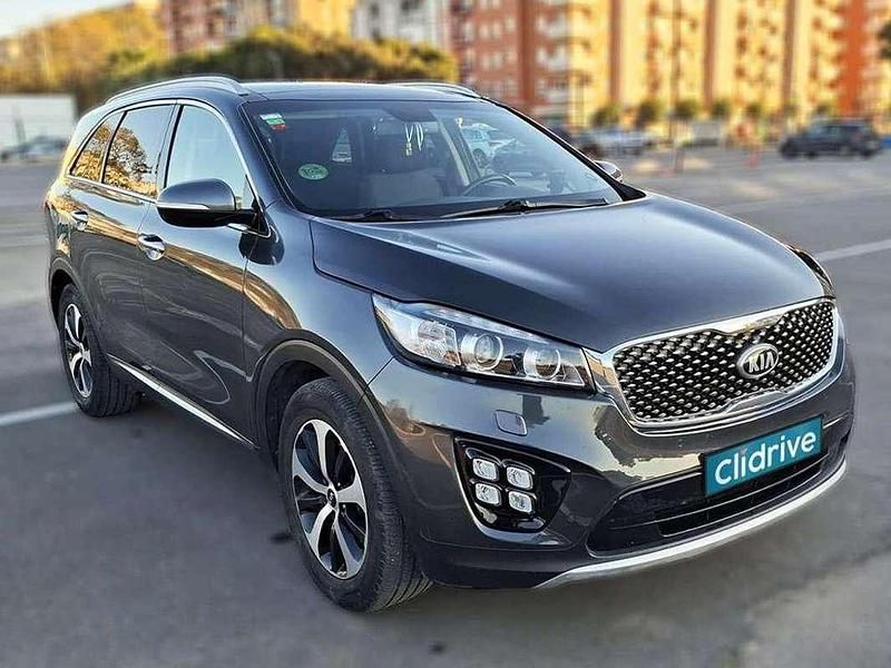 Usado Kia Sorento 200 CV (147 kW) 2017 Gris SUV