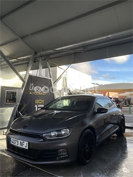 Usado VW Scirocco R-line 125 CV (91 kW) 2015 Gris / plata Coupe