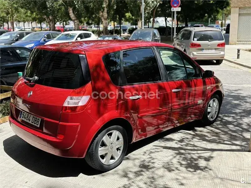 Usado Renault Scénic II Authentique 115 CV (84 kW) 2004 Rojo Monovolumen