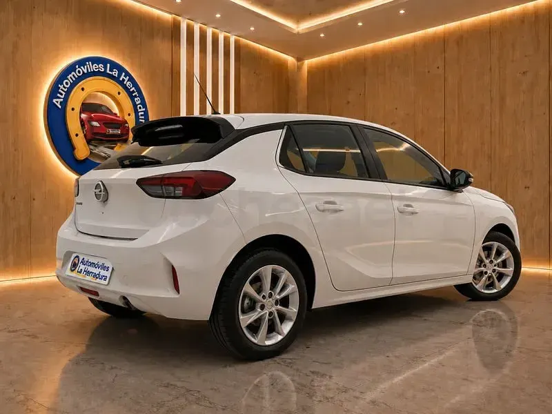 Usado Opel Corsa Expression 85 CV (62 kW) 2021 Blanco Utilitario