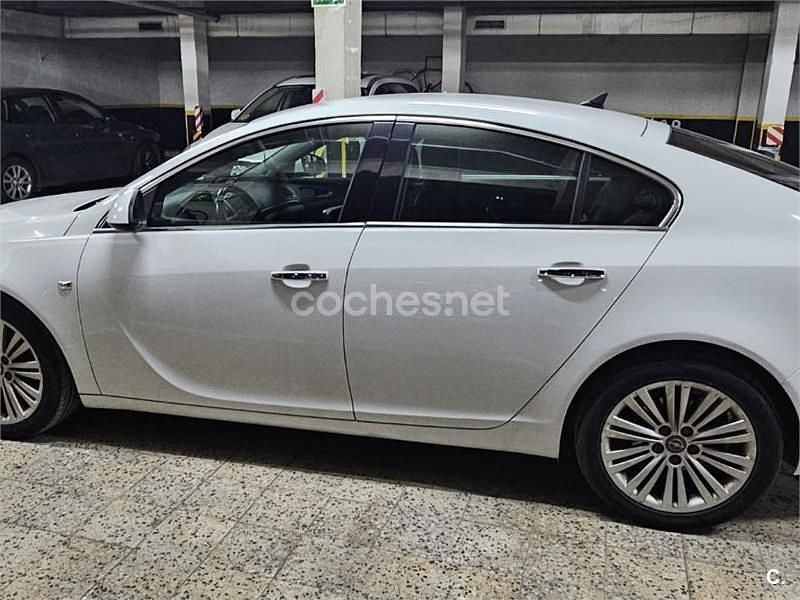 Usado Opel Insignia Excellence 140 CV (102 kW) 2016 Blanco Berlina