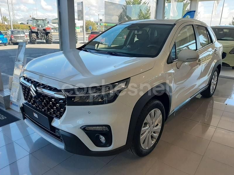 Blanco Nuevo 2025 Suzuki SX4 S-Cross SUV | 30.400 € (Un poco caro) - Imagen 1/4