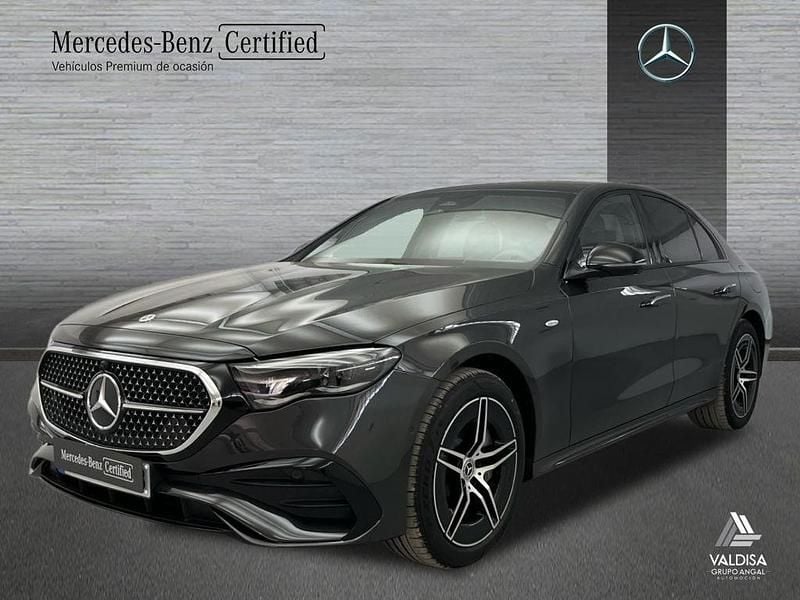 Gris Usado 2025 Mercedes E300 Berlina | 69.900 € (Super precio) - Imagen 1/4