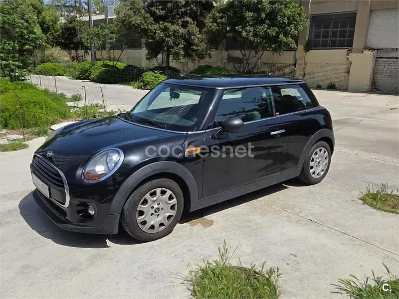 Usado Mini ONE 75 CV (55 kW) 2016 Negro Utilitario