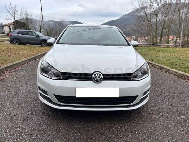 Usado VW Golf VII Advance 105 CV (77 kW) 2013 Blanco Berlina