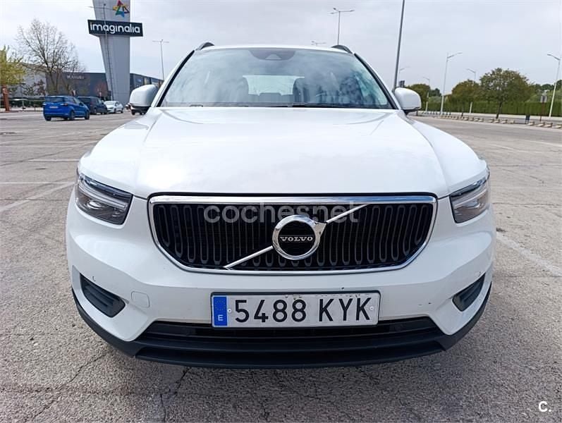 Begagnad Volvo XC40 150 HK (110 kW) 2019 Vit SUV