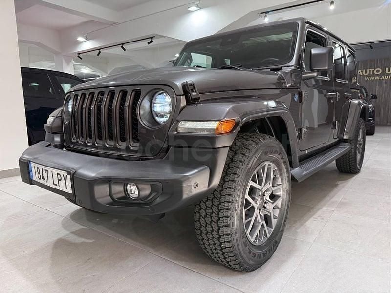 Usado Jeep Wrangler 381 CV (280 kW) 2021 Gris / plata SUV