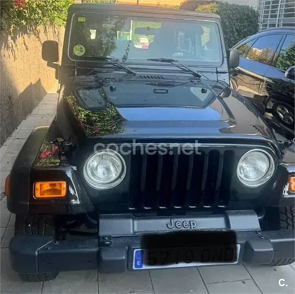 Usado Jeep Wrangler 143 CV (105 kW) 2005 Negro SUV