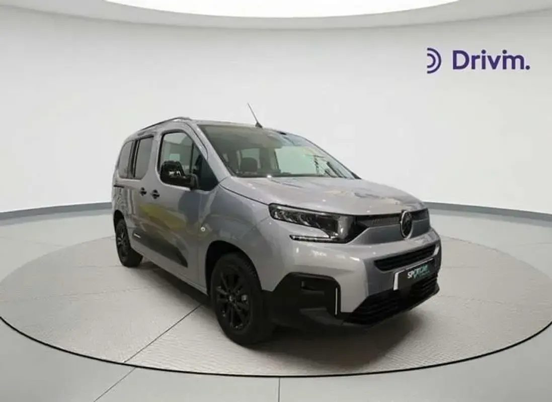 Nuevo Citroën Berlingo 102 CV (75 kW) 2025 Gris Monovolumen
