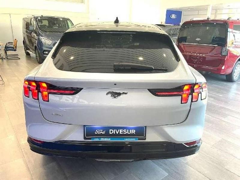 Usado Ford Mustang 836 CV (614 kW) 2023 Blanco Coupe