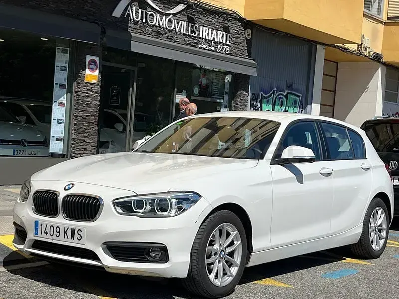 Usado BMW 116 109 CV (80 kW) 2019 Blanco Utilitario