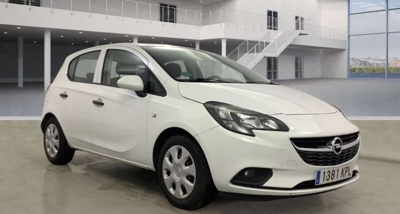 Blanco Usado 2018 Opel Corsa Business Utilitario | 8500 € (Caro) - Imagen 1/4