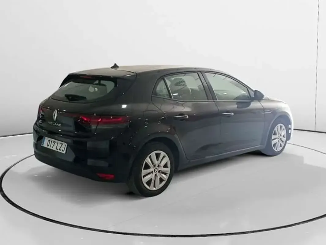 Usado Renault Mégane Intens 116 CV (85 kW) 2022 Negro Utilitario