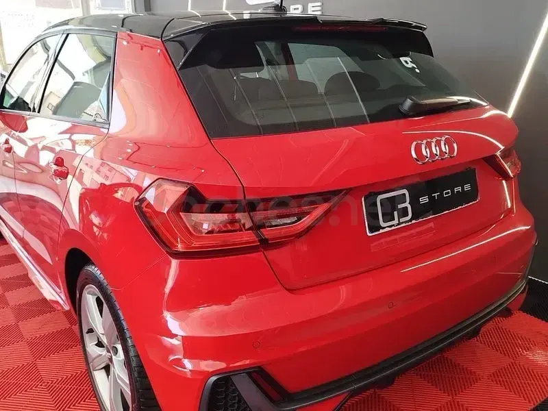 Usado Audi A1 Sportback S-Line 116 CV (85 kW) 2020 Rojo Utilitario
