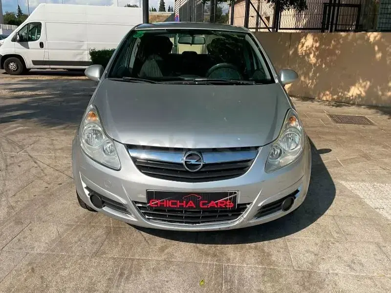 Usado Opel Corsa Essentia 80 CV (58 kW) 2007 Gris / plata Utilitario