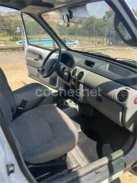 Usado Renault Kangoo 105 CV (77 kW) 2009 Blanco Monovolumen