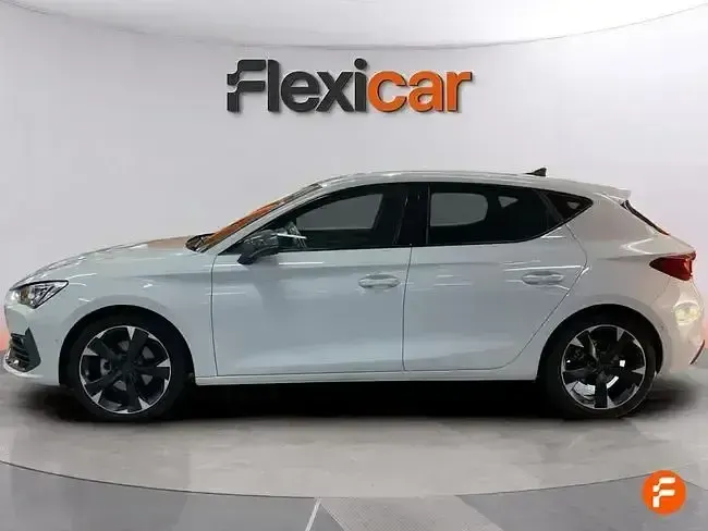 Usado Cupra Leon 150 CV (110 kW) 2023 Blanco