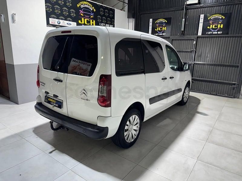 Usado Citroën Berlingo Live 100 CV (73 kW) 2016 Blanco Monovolumen