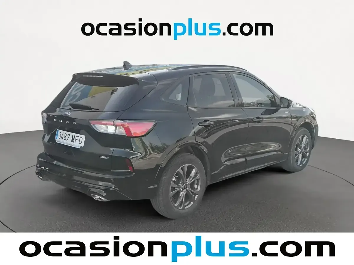 Usado Ford Kuga ST-Line 225 CV (165 kW) 2023 Negro SUV