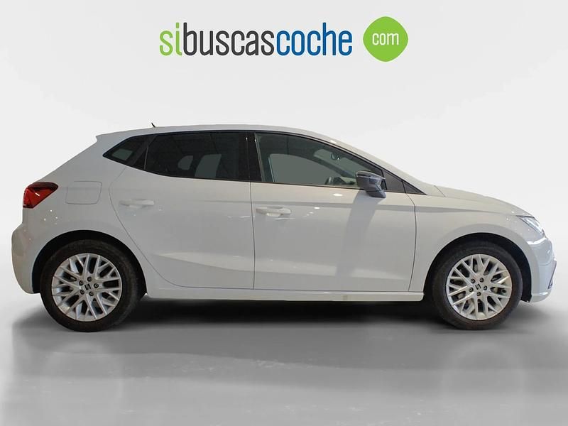 Usado Seat Ibiza FR 115 CV (84 kW) 2025 Blanco